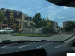 大润发旁边，距离有轨电车100米