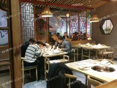 闵行大型生活广场饭店转让