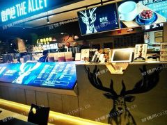 网红奶茶店热卖营业中