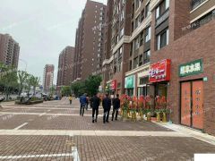  火热出售临街商铺 收益高 可自营 泗泾地铁站