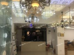 两港装饰城旺铺转让  整体转让