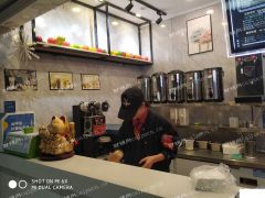 甜品店凉茶店水吧奶茶店炸鸡排店日流水3000带照转让