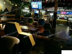 南翔地铁站附近商业广场沿街一楼旺铺，行业不限