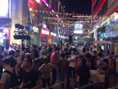 出租闵行万辉国际广场二楼美食广场仅剩一个空铺位可24小时营业
