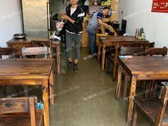  临街商铺45平出租，重餐饮，证件齐全