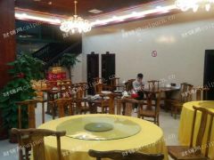  重餐饮证件齐全，中介勿扰，谢谢