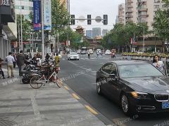  个人餐饮旺铺急转     中介勿扰