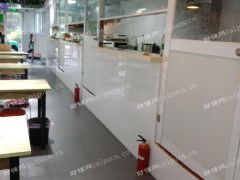 松江万达餐饮档口出租，专做外卖，无转让费，证照齐全