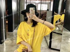 潮牌男装全转让货店员客流量