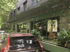一楼沿街铺位出租40平至120平