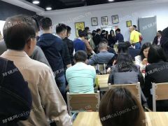 带证餐馆品牌店转让可做外卖店快餐店小吃店便当店